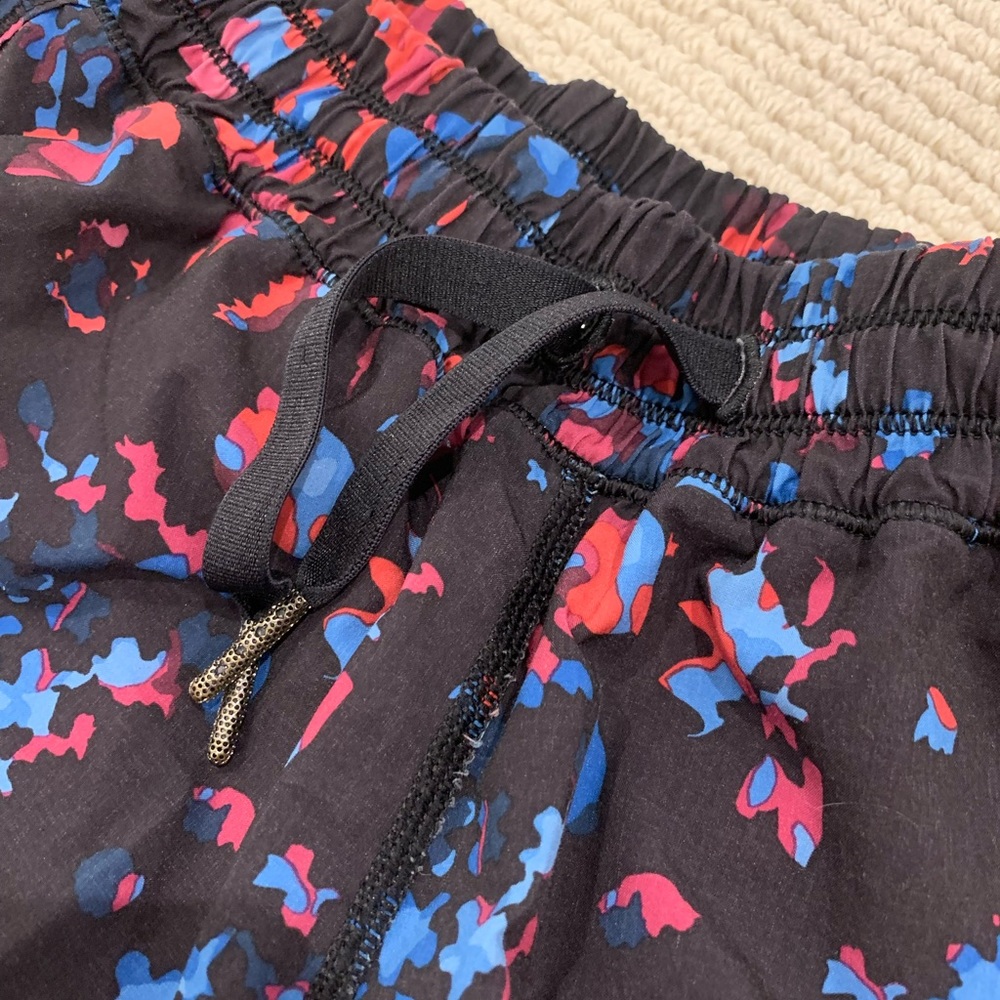 Lululemon Running Shorts - Picture 3 of 4